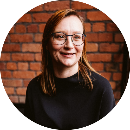 Marijke circle headshot